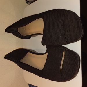 LifeStride Black Open-Toe Flats